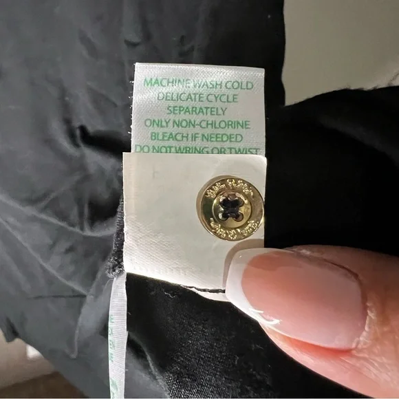 Lilly Pulitzer Sophie Onyx Black UPF 50+‎ Gold Accent Buttons Dress - Picture 13 of 13